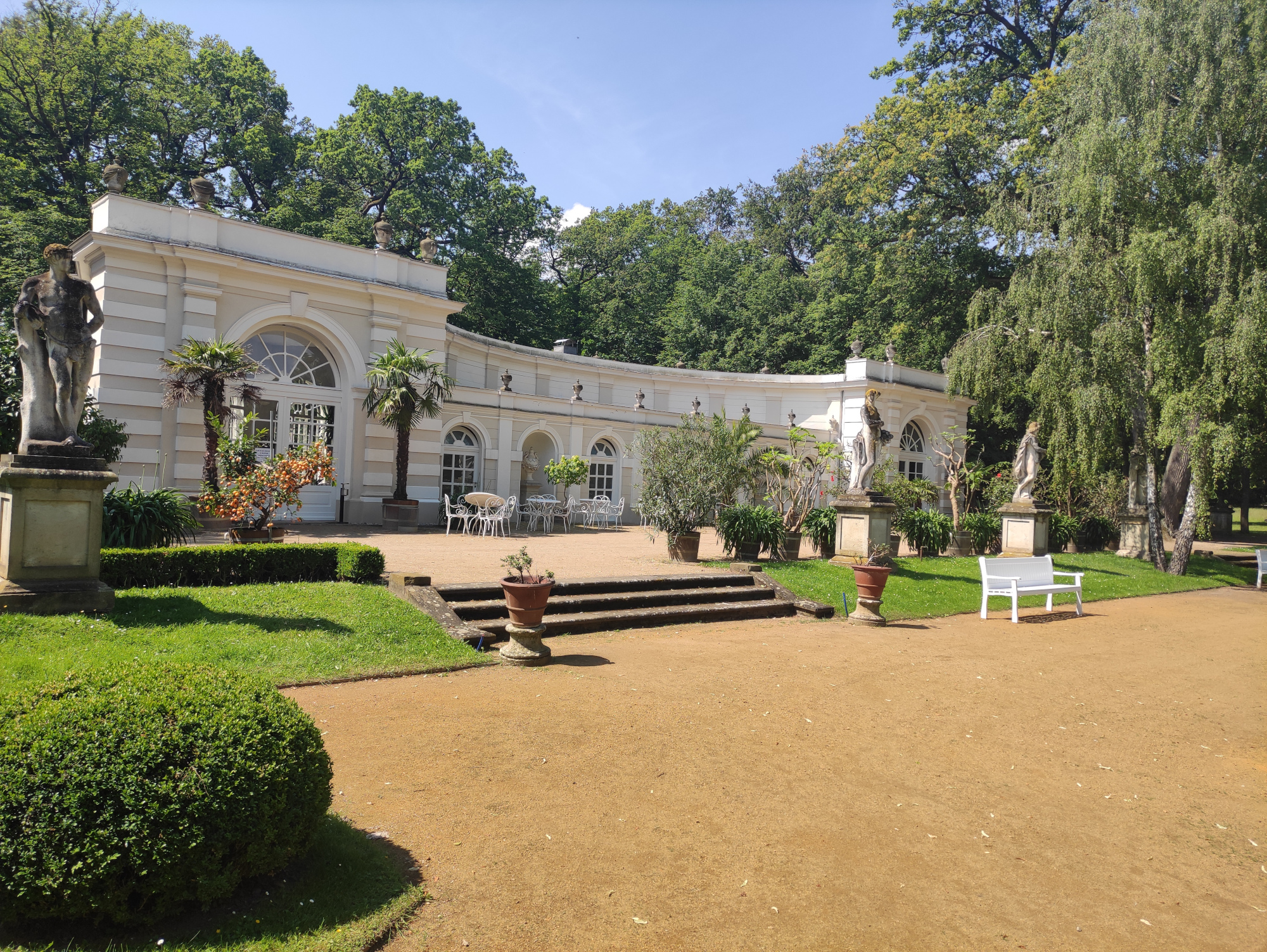 Du betrachtest gerade Schloss Wiepersdorf – Künstlerrefugium in Brandenburg